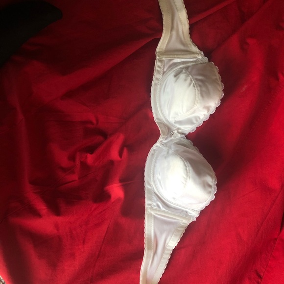 Vogue Bra - Picture 5 of 6